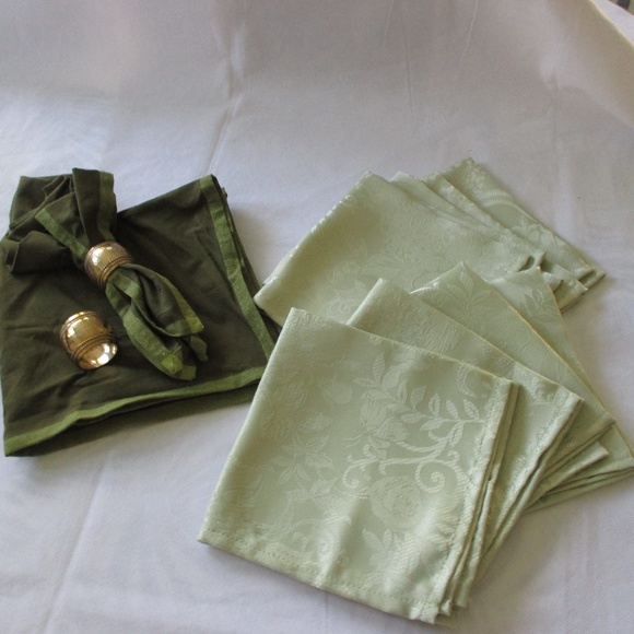 Other - Set of 2 dark green napkins & brass rings and 8 light green napkins - Excellent!
